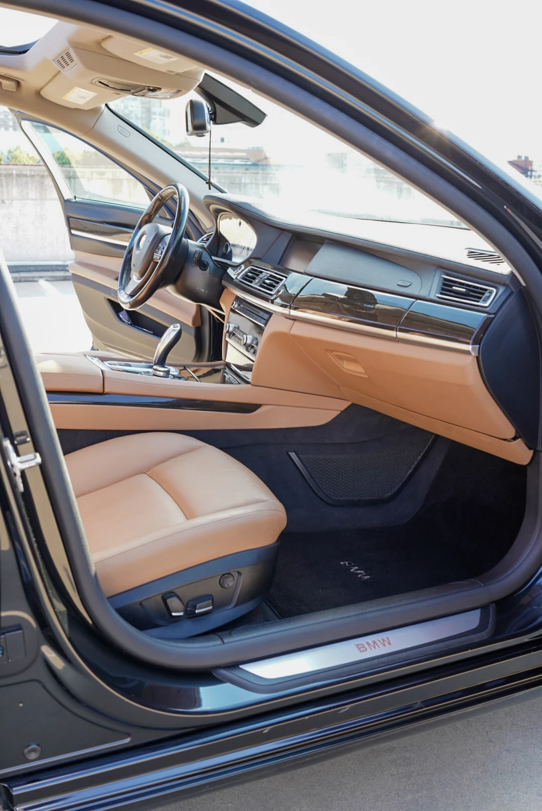 BMW 740 165, 000 km, снимка 12 - Автомобили и джипове - 55673702