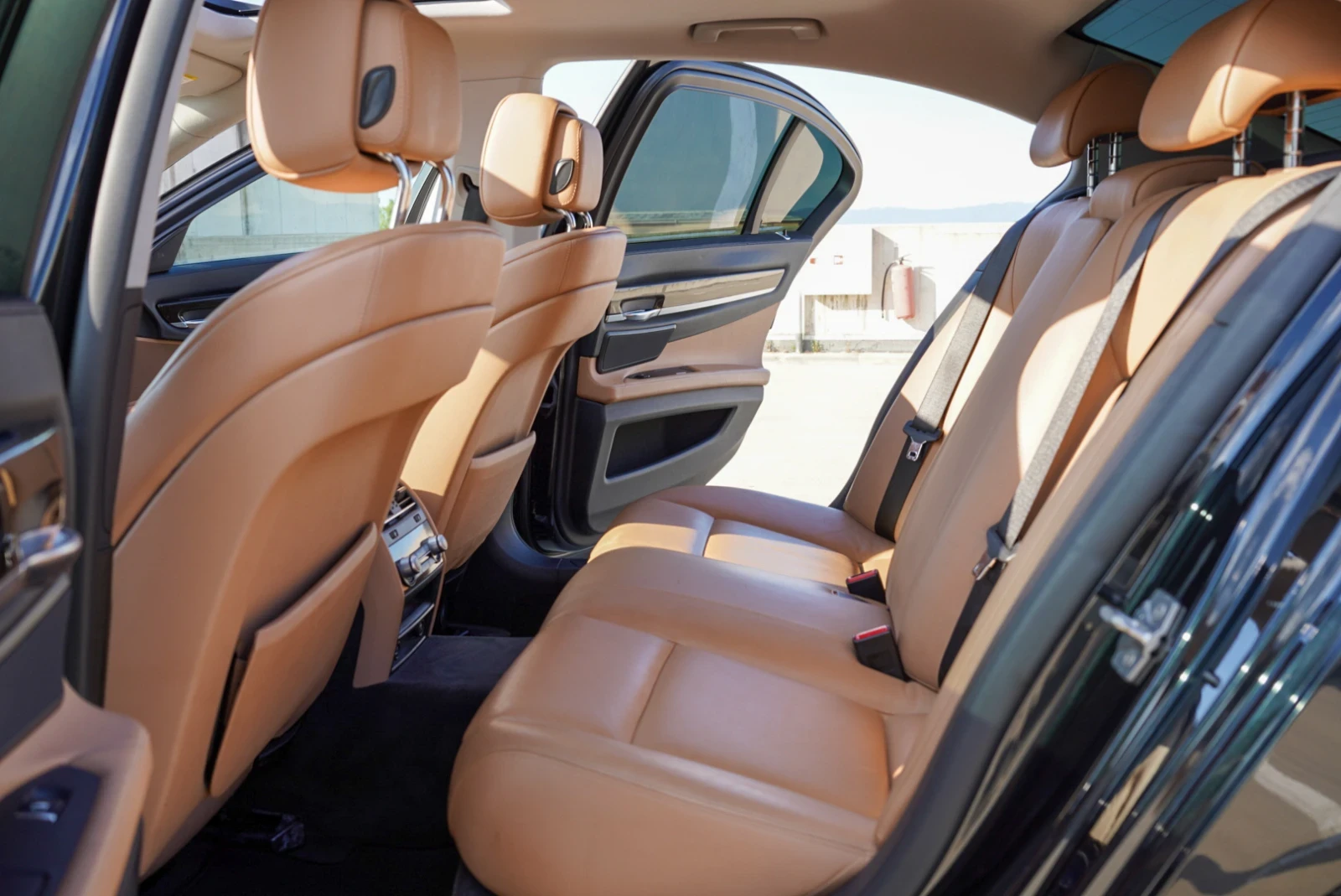BMW 740 165, 000 km, снимка 11 - Автомобили и джипове - 55673702