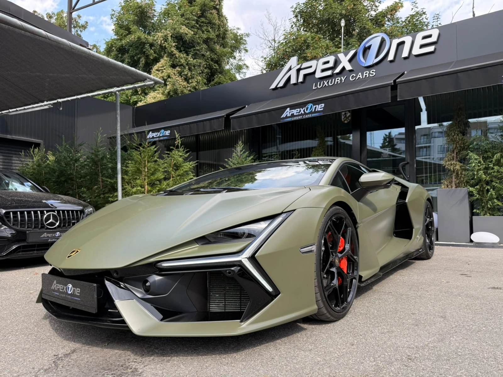 Lamborghini Revuelto 6.5 V12 HPEV/VERDE TURBINE/60th ANNIVERSARY/CARBON, снимка 2 - Автомобили и джипове - 55808671