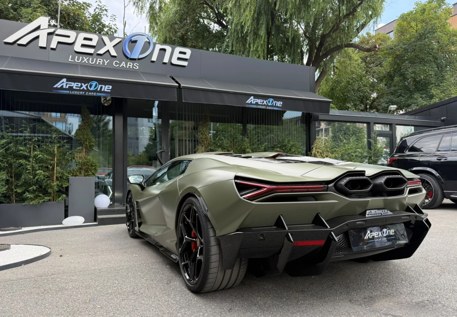Lamborghini Revuelto 6.5 V12 HPEV/VERDE TURBINE/60th ANNIVERSARY/CARBON, снимка 4 - Автомобили и джипове - 55808671