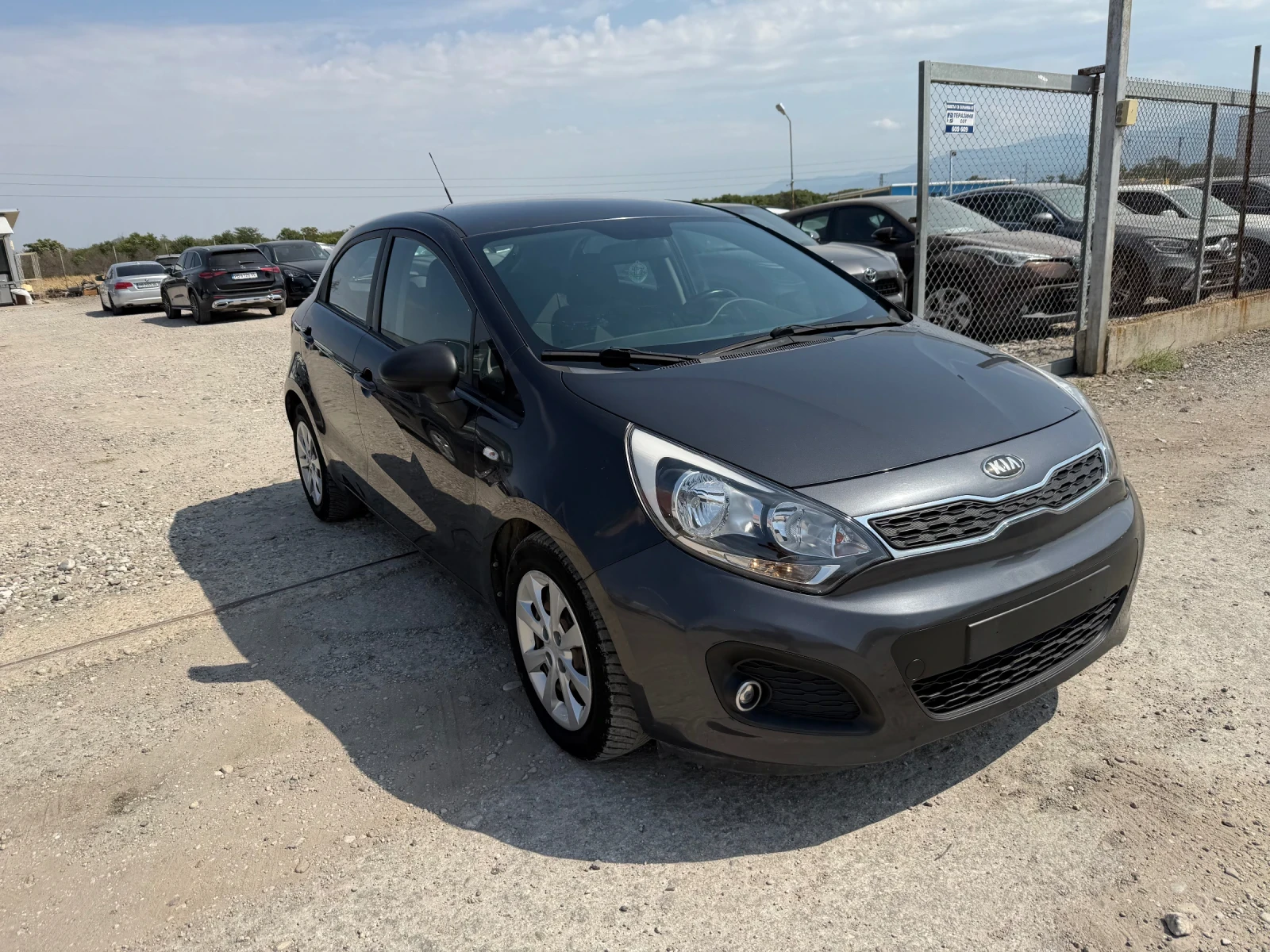 Kia Rio 1.25 ГАЗ, снимка 3 - Автомобили и джипове - 55829895