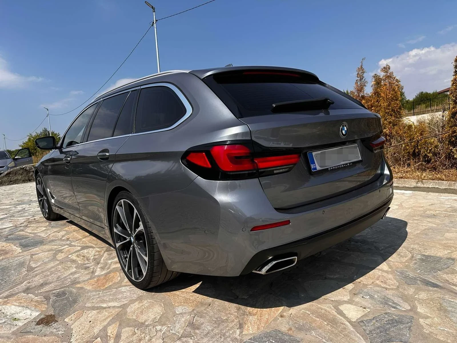 BMW 520 X drive, снимка 4 - Автомобили и джипове - 55888874
