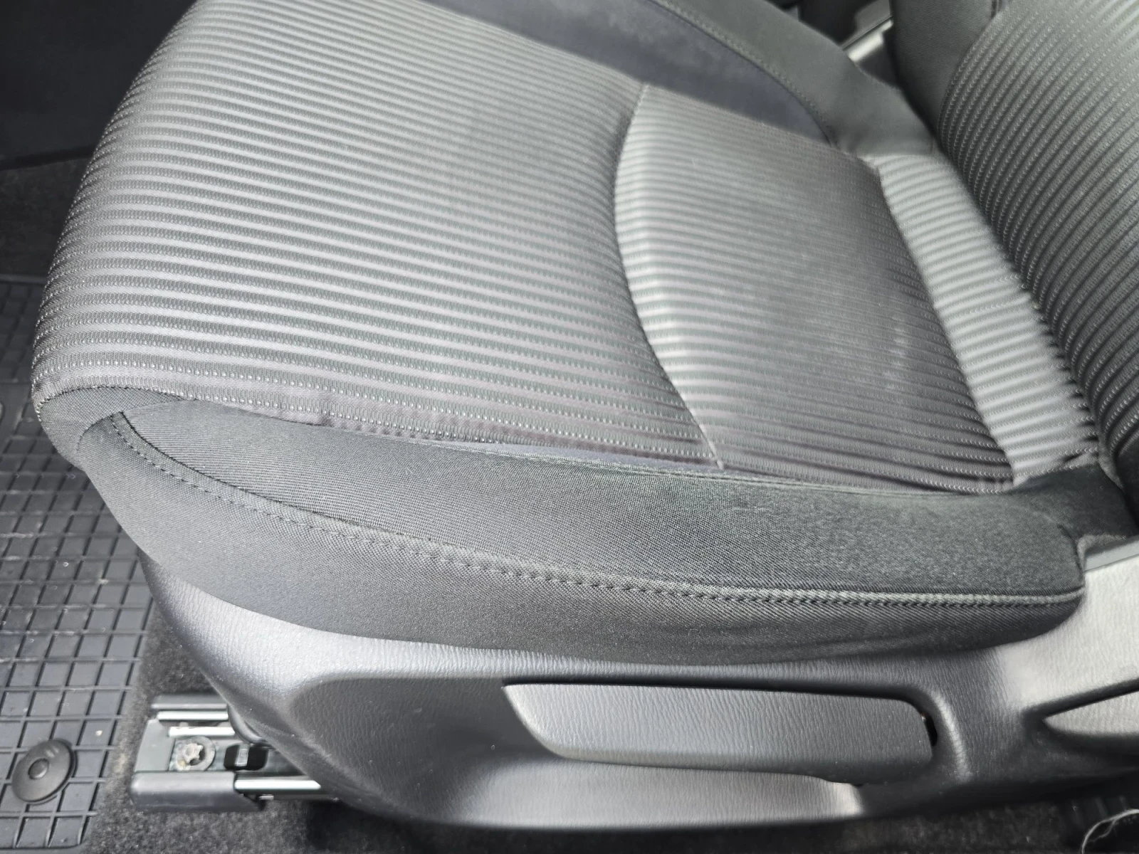 Mazda 3 2.2 D 150  ИТАЛИЯ , снимка 14 - Автомобили и джипове - 55896207