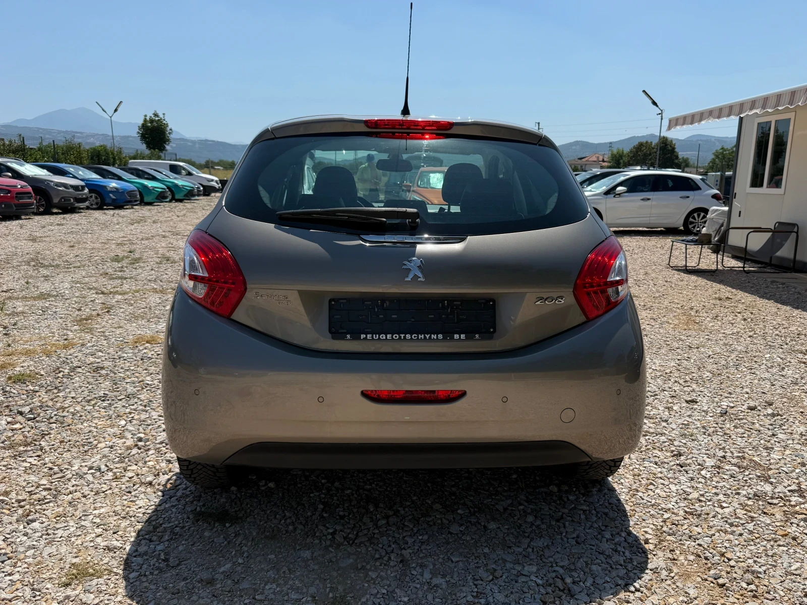 Peugeot 208 1.2/Allure/Full option/360* /Euro6, снимка 3 - Автомобили и джипове - 55941390