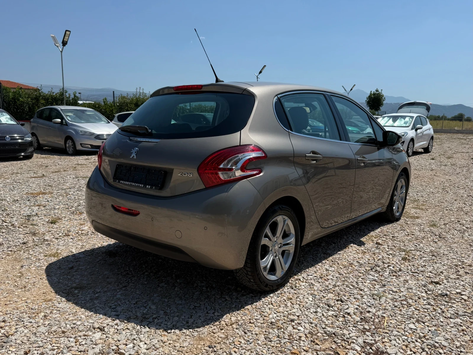 Peugeot 208 1.2/Allure/Full option/360* /Euro6, снимка 2 - Автомобили и джипове - 55941390