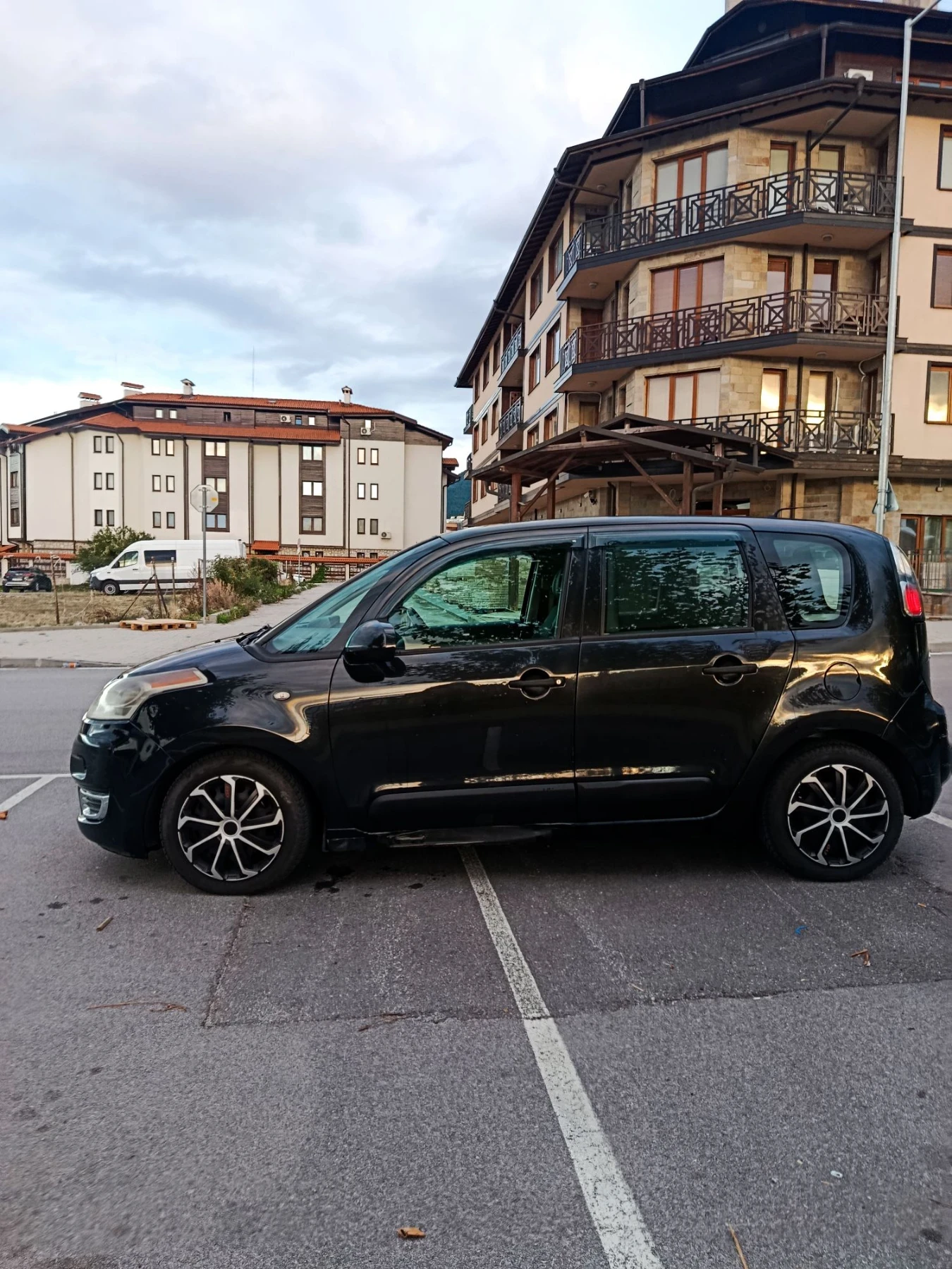 Citroen C3 Picasso, снимка 4 - Автомобили и джипове - 56247838