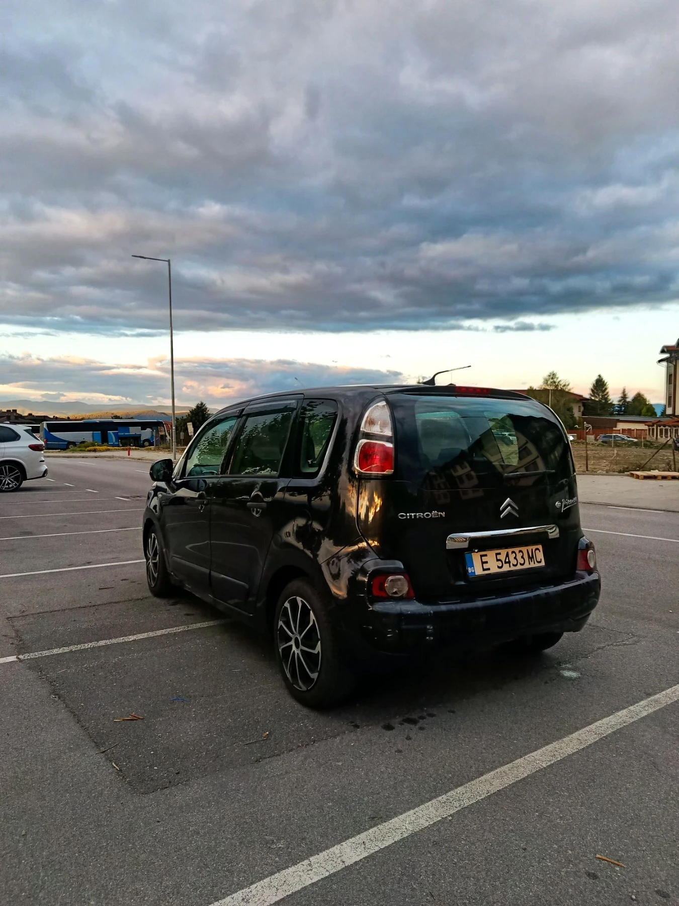 Citroen C3 Picasso, снимка 3 - Автомобили и джипове - 56247838