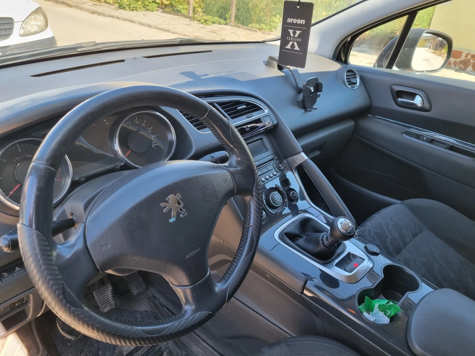 Peugeot 3008, снимка 6 - Автомобили и джипове - 56345461