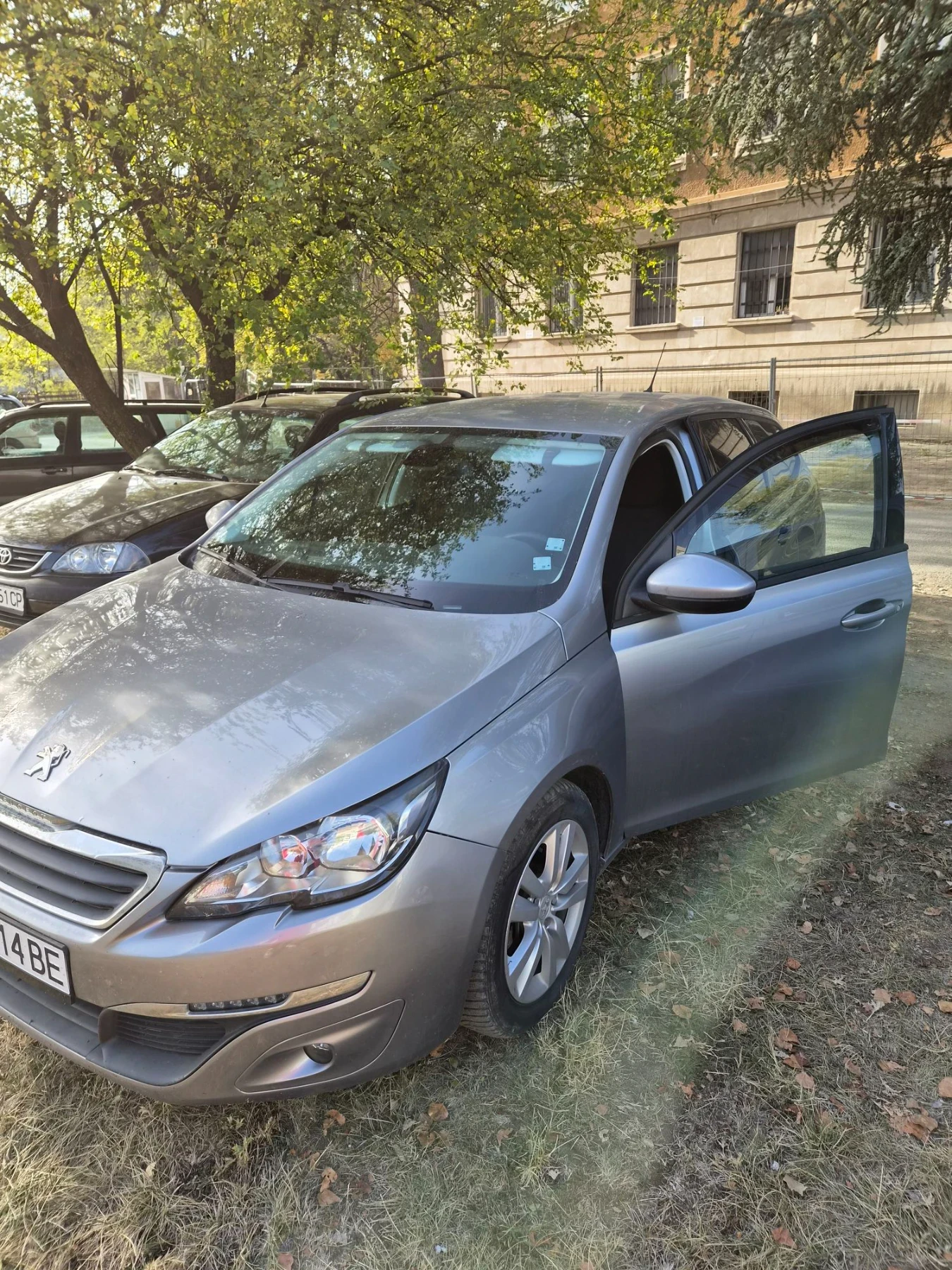 Peugeot 308 Комби sw, снимка 2 - Автомобили и джипове - 56425179