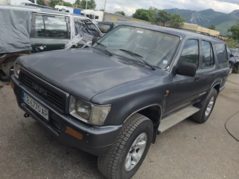 Toyota 4runner 2.4 td, снимка 3 - Автомобили и джипове - 43671739