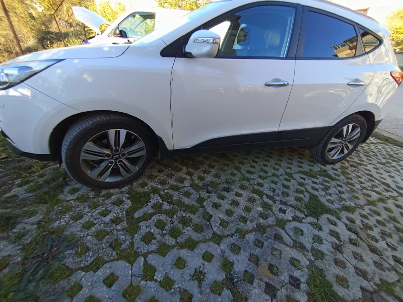 Hyundai IX35 184 кс, снимка 4 - Автомобили и джипове - 48029141