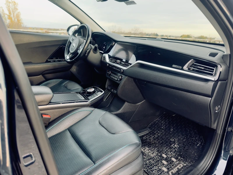 Kia Niro EV 64 KW Топ оборудване с гаранция, снимка 8 - Автомобили и джипове - 52542985