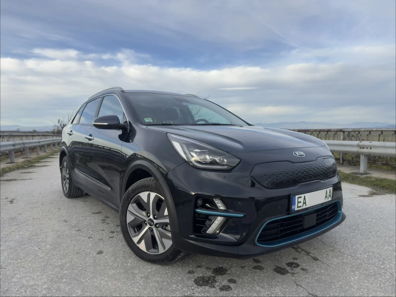 Kia Niro EV 64 KW Топ оборудване с гаранция, снимка 3 - Автомобили и джипове - 52542985