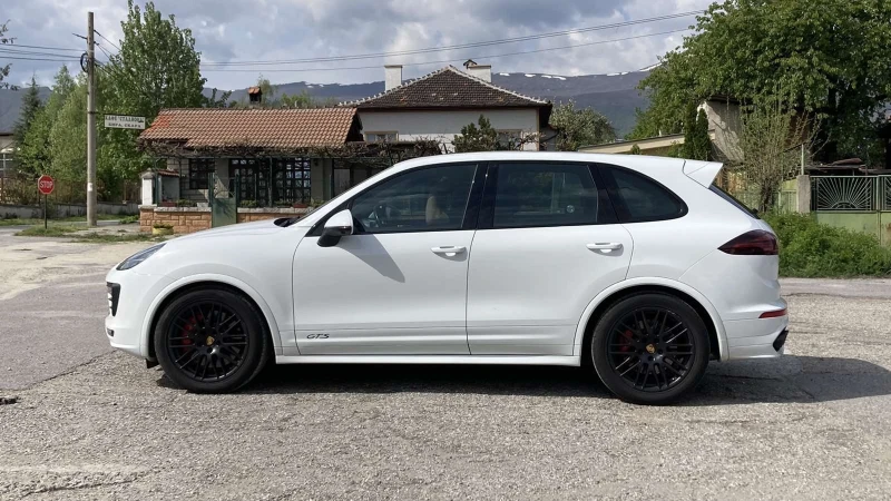 Porsche Cayenne Gts, снимка 3 - Автомобили и джипове - 52692864