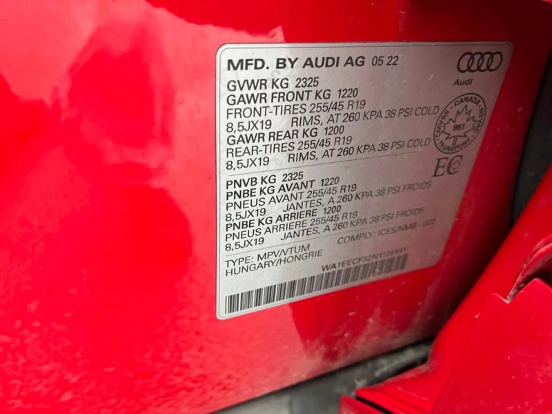 Audi Q3 Progressiv  CARFAX, снимка 11 - Автомобили и джипове - 53108787