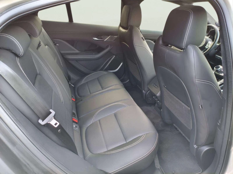 Jaguar I-Pace 90 kWh, снимка 10 - Автомобили и джипове - 53257851