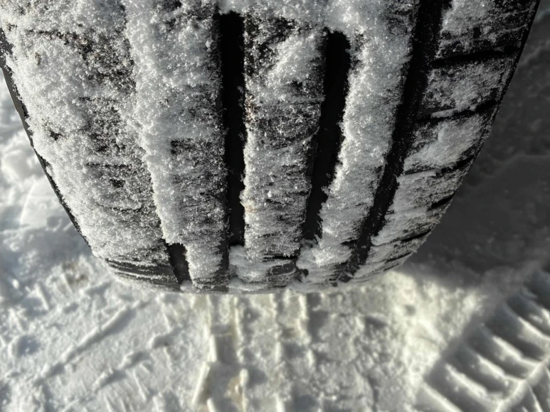 Mercedes-Benz GLC 300 * CARFAX * ПРЕДСТАВИТЕЛСТВО НА MERCEDES, снимка 13 - Автомобили и джипове - 53302850