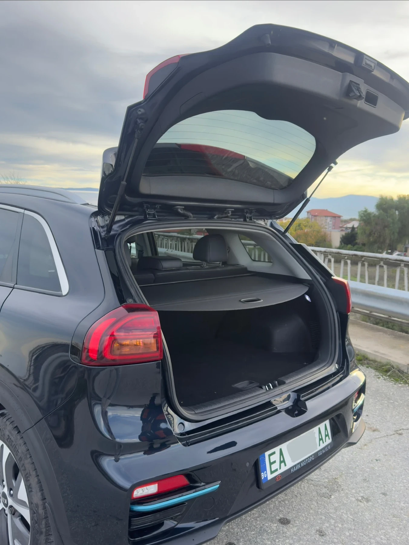 Kia Niro EV 64 KW     | Mobile.bg   7