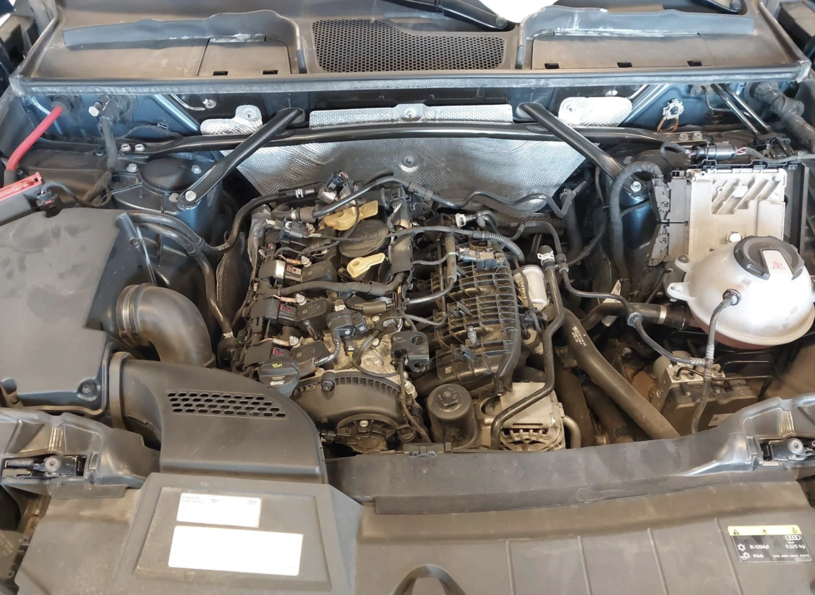 Audi Q5 2.0T PREMIUM/2.0T TECH PREMIUM - изображение 7
