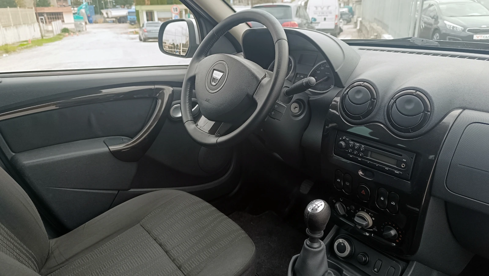 Dacia Duster 1.5DCi 4* 4 | Mobile.bg   11