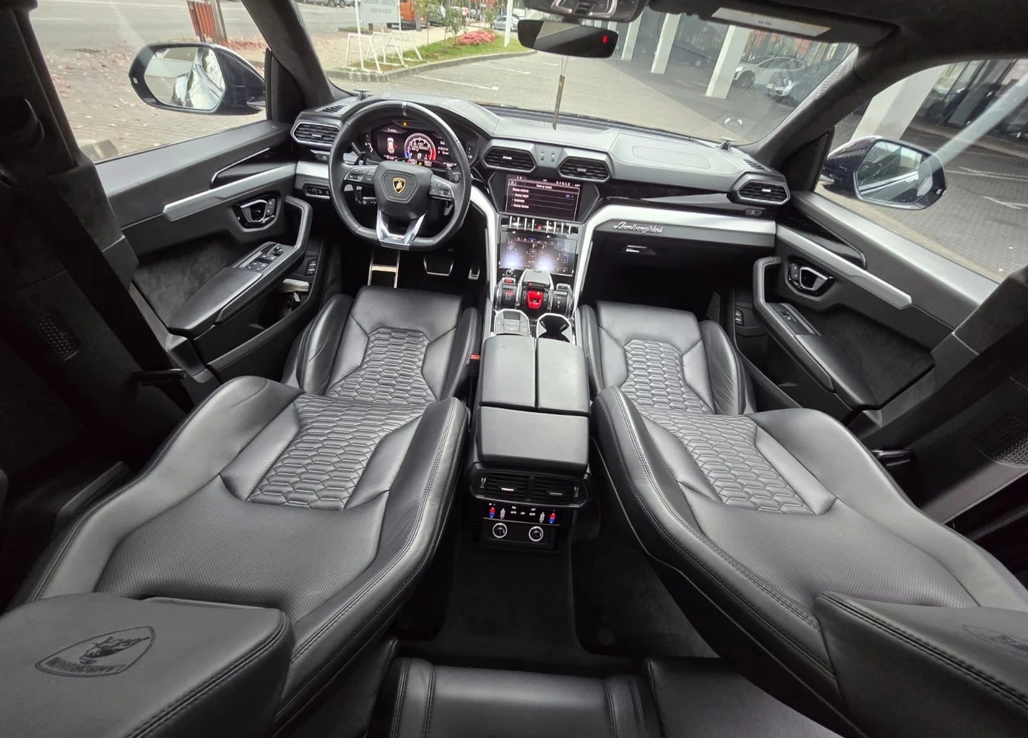 Lamborghini Urus | Mobile.bg   5