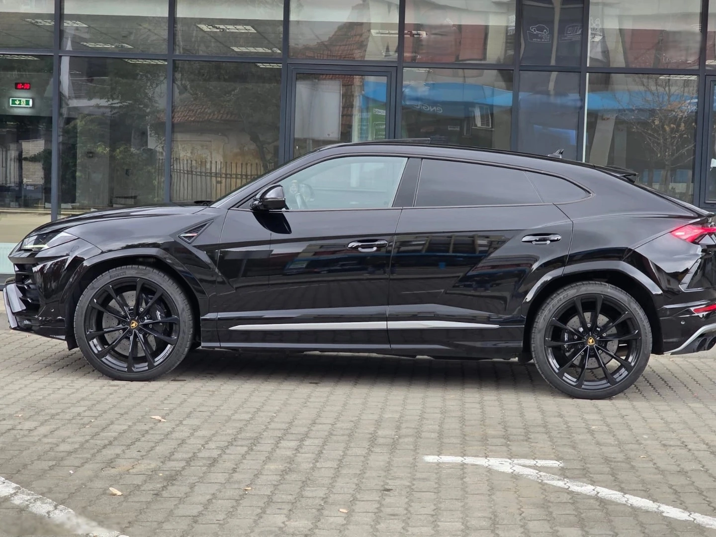 Lamborghini Urus | Mobile.bg   4