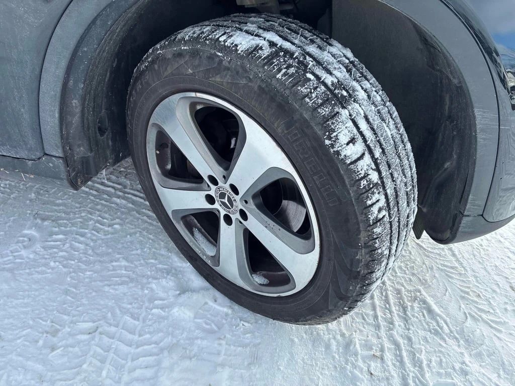 Mercedes-Benz GLC 300 * CARFAX * ПРЕДСТАВИТЕЛСТВО НА MERCEDES - изображение 7