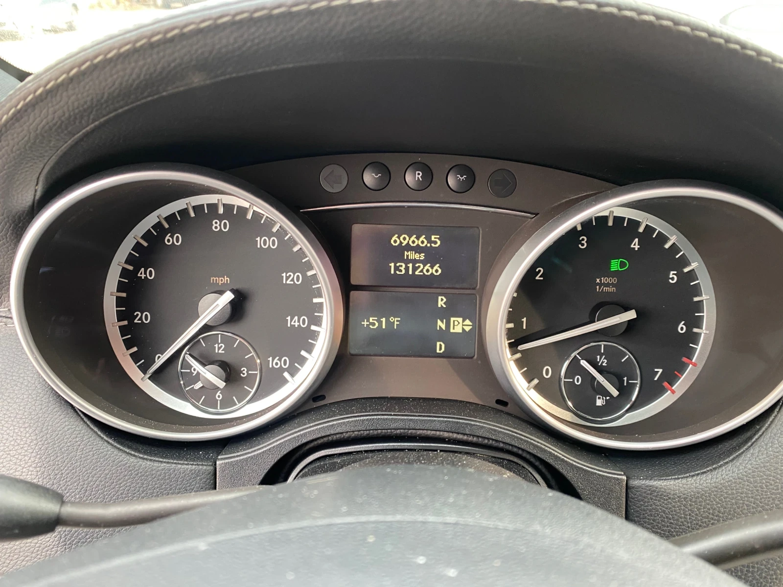 Mercedes-Benz GL 550, снимка 12 - Автомобили и джипове - 53929649