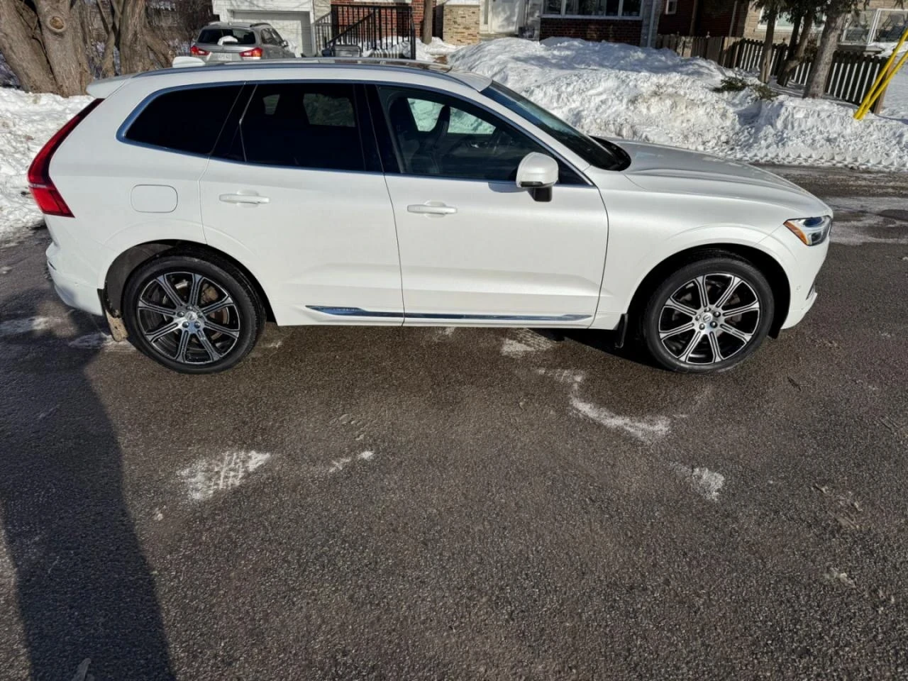 Volvo XC60 Inscription* 360камери* Подгрев* обдух* HUD* Keyle, снимка 6 - Автомобили и джипове - 54077745