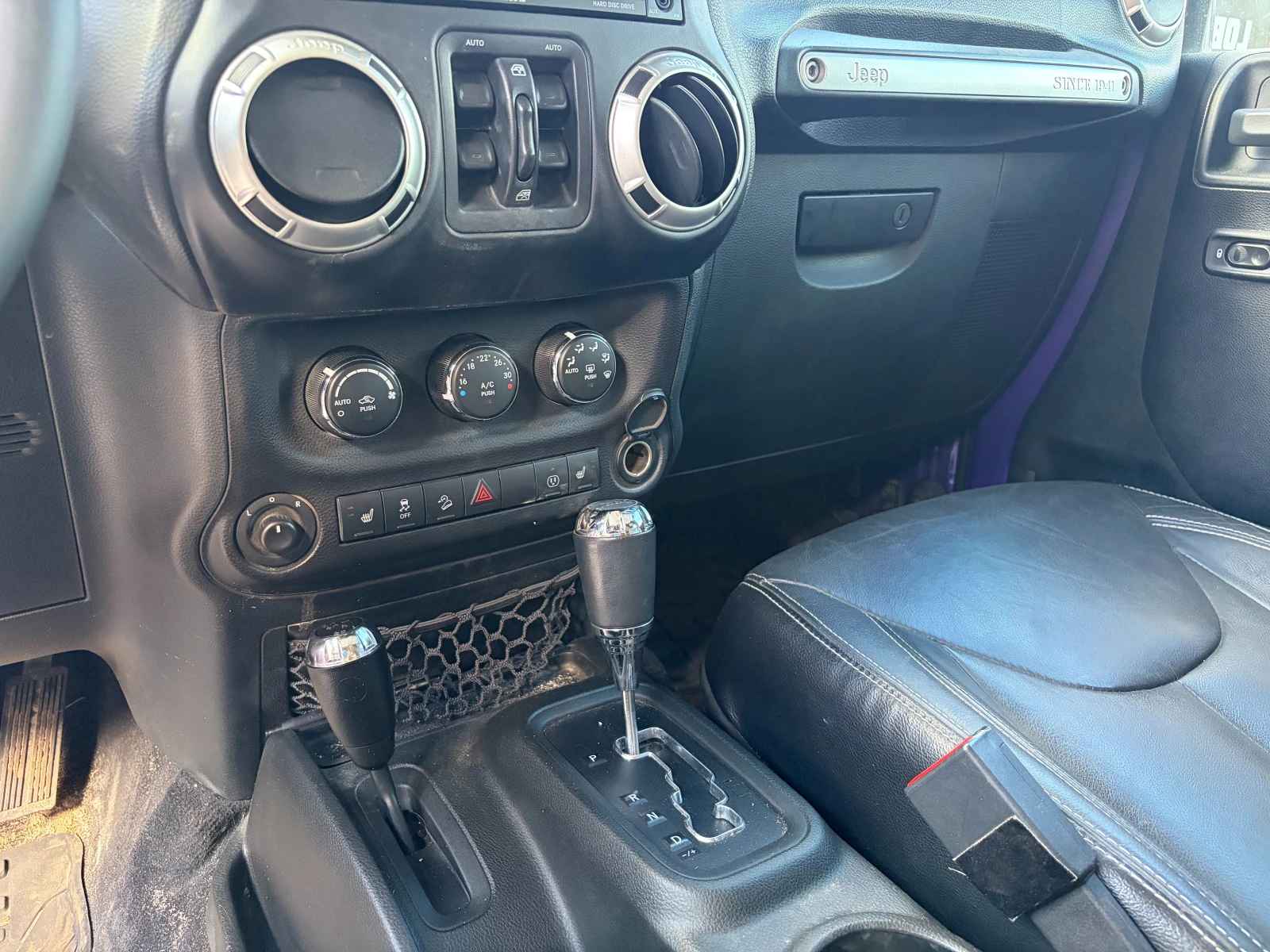 Jeep Wrangler Unlimited Rubicon 3.6 ������ ������ | Mobile.bg � ����������� 11