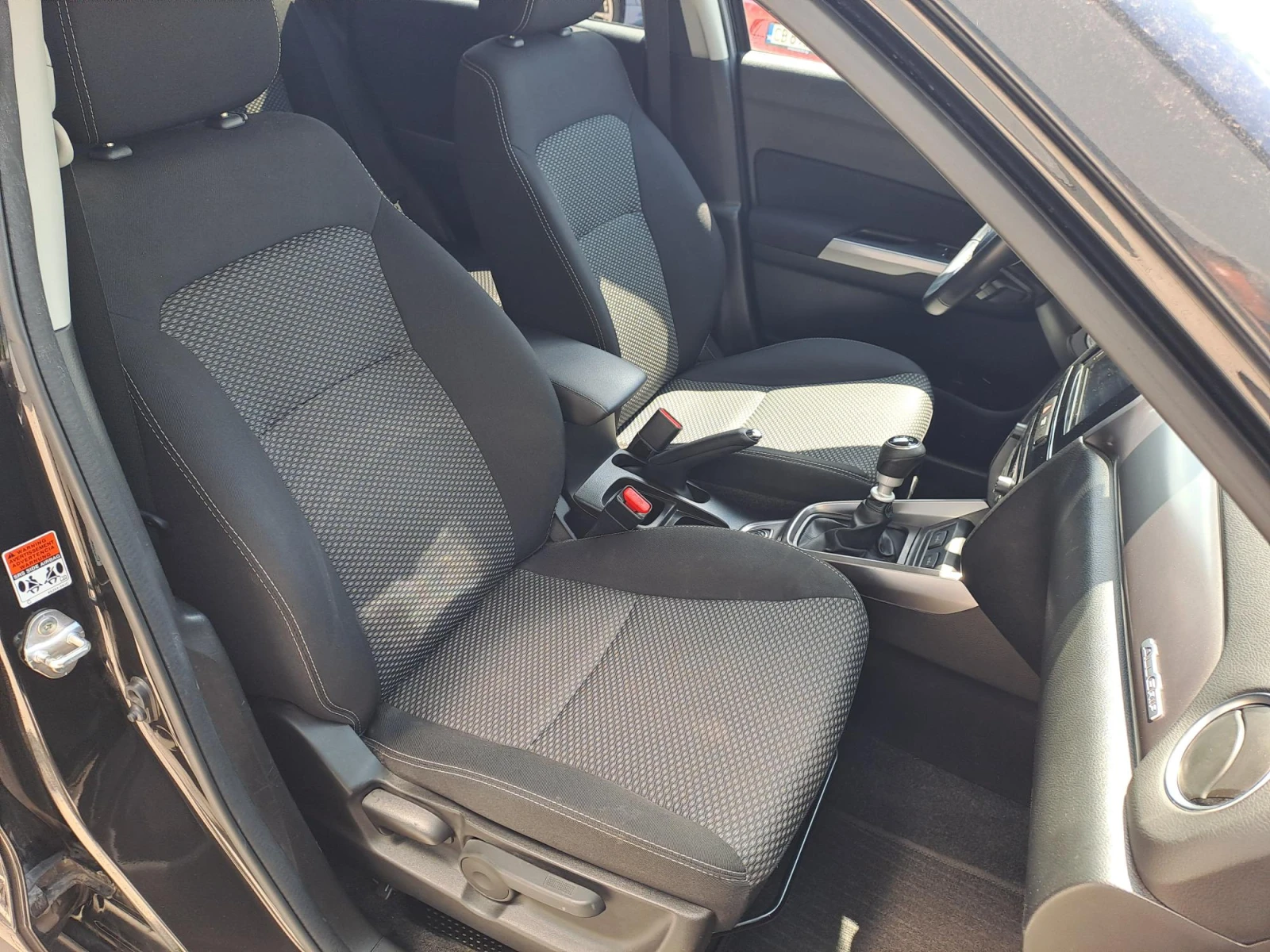 Suzuki Vitara 1.4 GL+ MHEV Booster Jet 4X4 Лятна Промоция, снимка 14 - Автомобили и джипове - 55112746