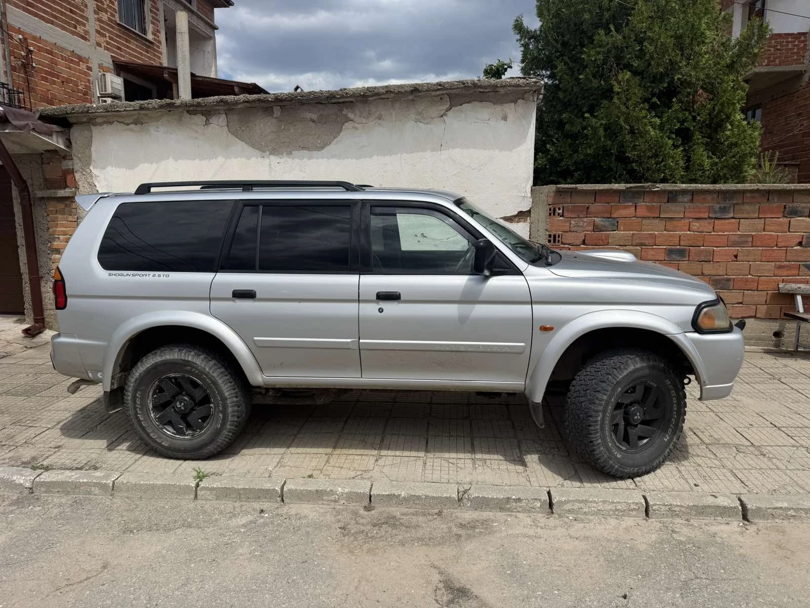 Mitsubishi Pajero sport, снимка 3 - Автомобили и джипове - 55202350