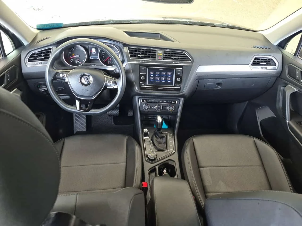 VW Tiguan * COMFORTLINE * CARFAX * 2 ����� * BLIND SPOT *  | Mobile.bg � ����������� 10