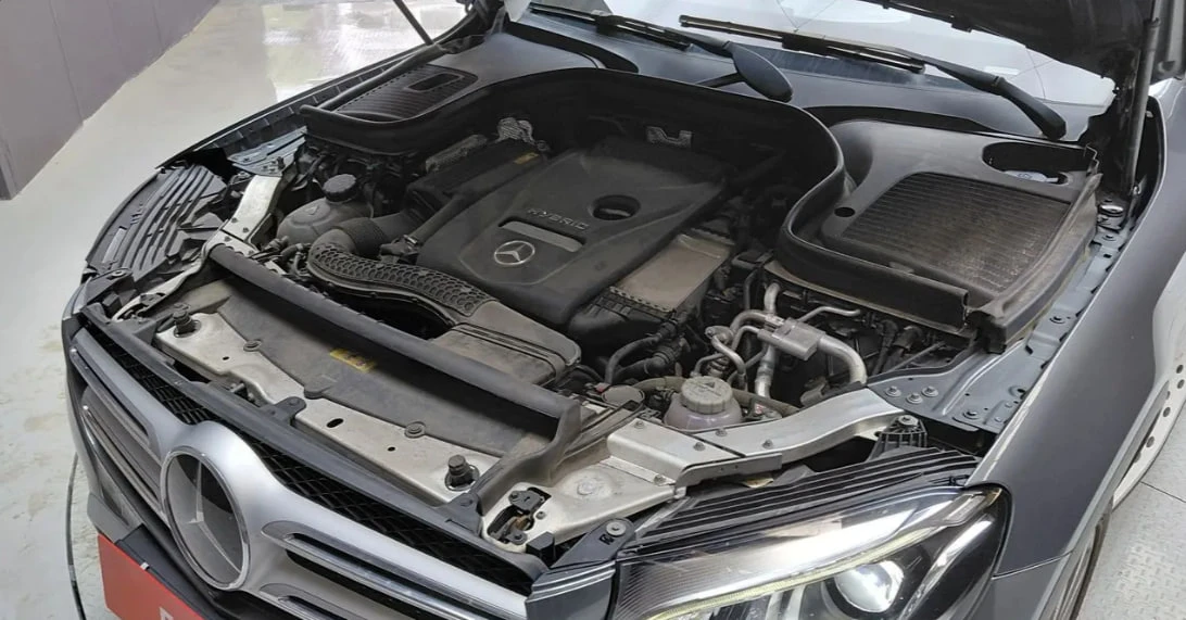 Mercedes-Benz GLC 350 * АВТО КРЕДИТ* ЦЕНА ДО БГ * , снимка 16 - Автомобили и джипове - 55465283