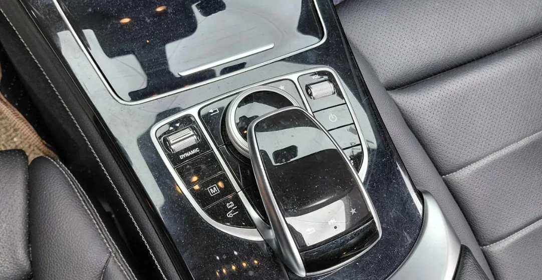 Mercedes-Benz GLC 350 * АВТО КРЕДИТ* ЦЕНА ДО БГ * , снимка 12 - Автомобили и джипове - 55465283