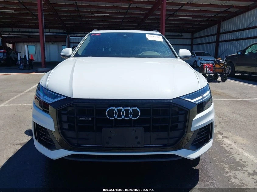 Audi Q8 55TFSI* QUATTRO* КОЖА* ПОДГРЕВ* ПАНОРАМА* КАМЕРА* , снимка 12 - Автомобили и джипове - 56203854