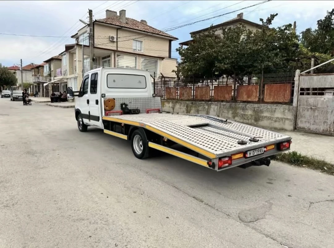 Iveco Daily, снимка 4 - Бусове и автобуси - 53881170
