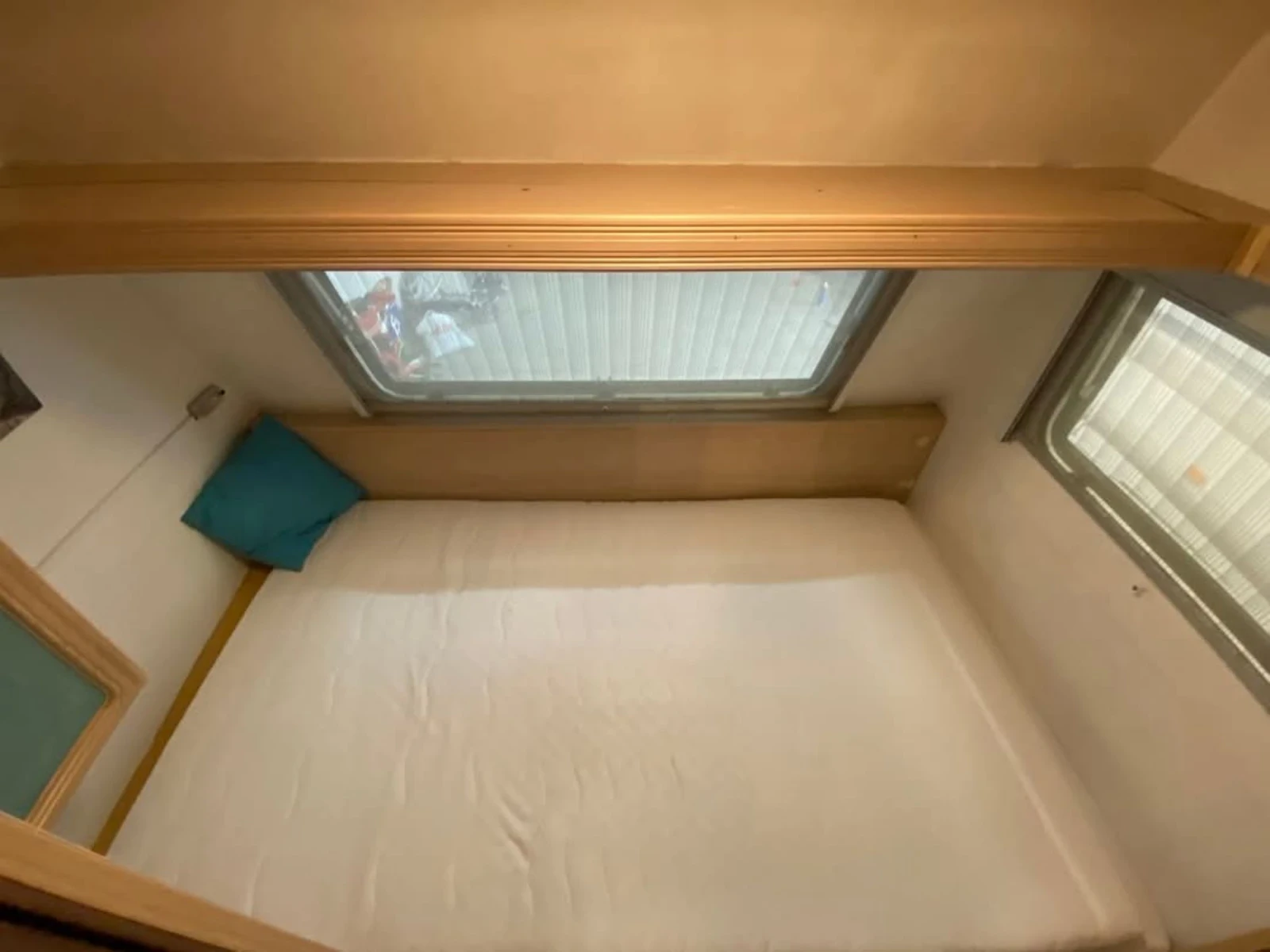 Каравана Caravelair Bamba 416 - изображение 10
