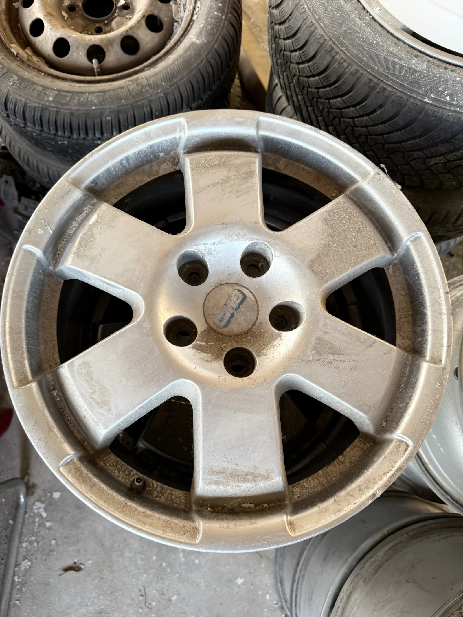 ������ | Mobile.bg � ����������� 8