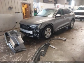 Audi E-Tron Prestige, снимка 12