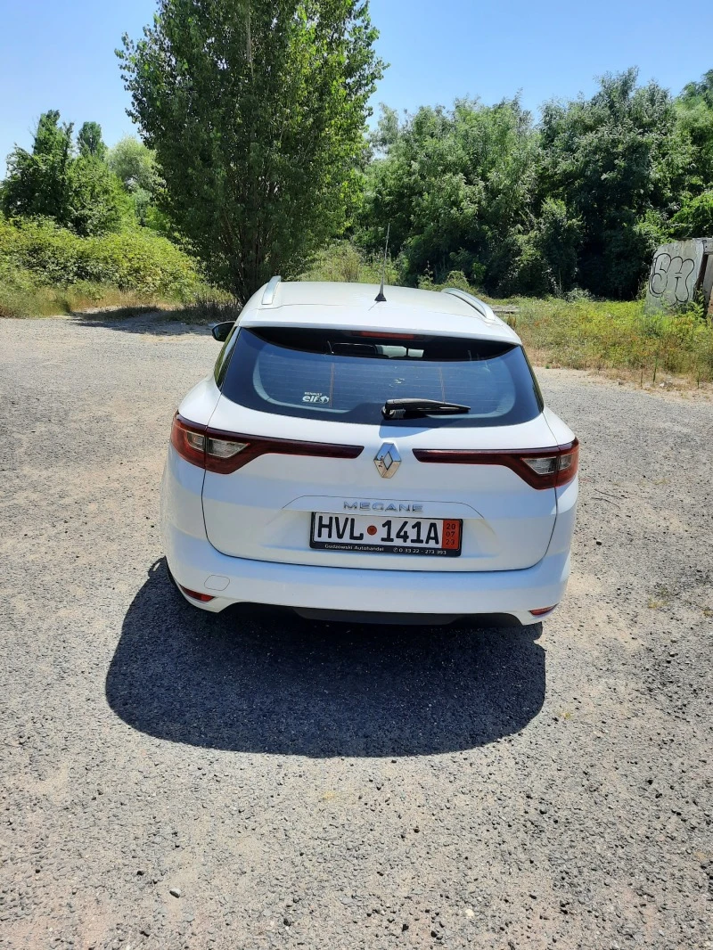 Renault Megane Grandtour ENERGY TCe 100, снимка 4 - Автомобили и джипове - 47089433