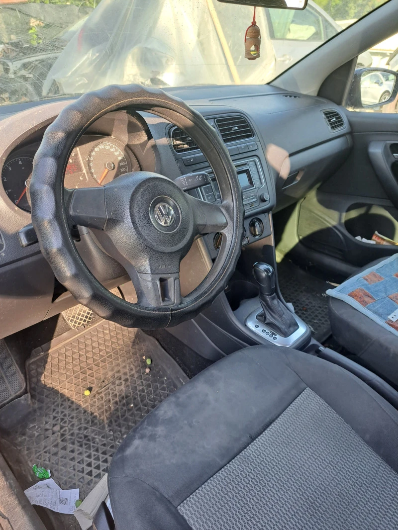 VW Polo 1600 105ks AVTOMATIK CFNA, снимка 3 - Автомобили и джипове - 46280294