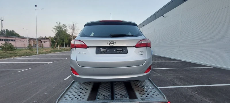 Hyundai I30 1.6CRDi, снимка 4 - Автомобили и джипове - 47194809