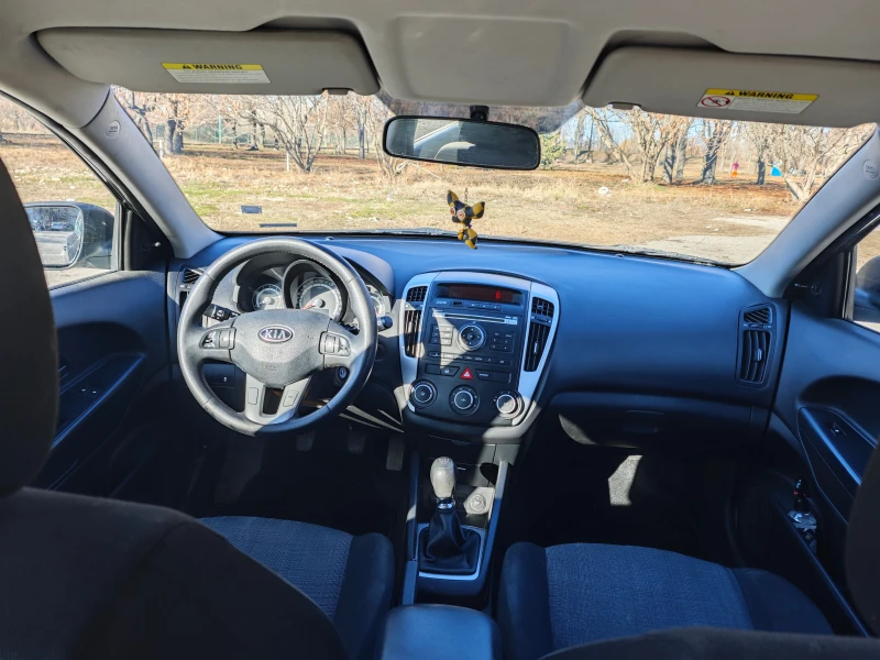 Kia Ceed 1.4 Верига Бензин/Газ, снимка 16 - Автомобили и джипове - 49560860