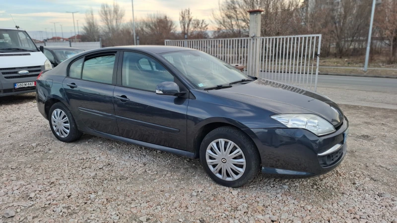 Renault Laguna 1.5 DCI, снимка 3 - Автомобили и джипове - 48910850