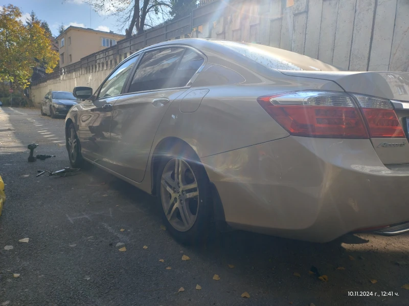 Honda Accord EX-L, снимка 3 - Автомобили и джипове - 48918273