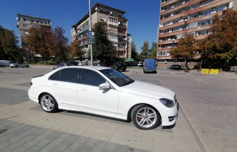 Mercedes-Benz C 250, снимка 10 - Автомобили и джипове - 51981925