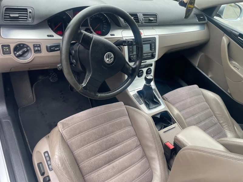 VW Passat, снимка 4 - Автомобили и джипове - 52097424