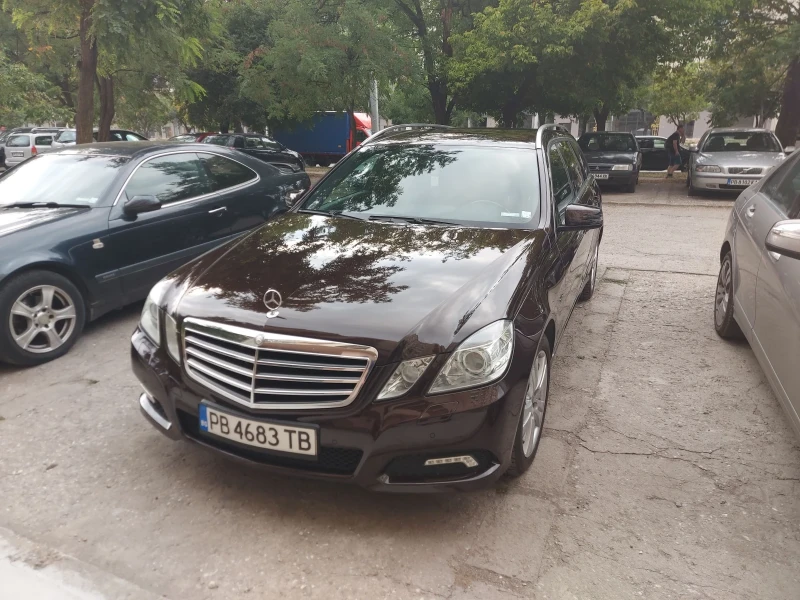 Mercedes-Benz E 250 CDI AVANTGARDE, снимка 2 - Автомобили и джипове - 51696416