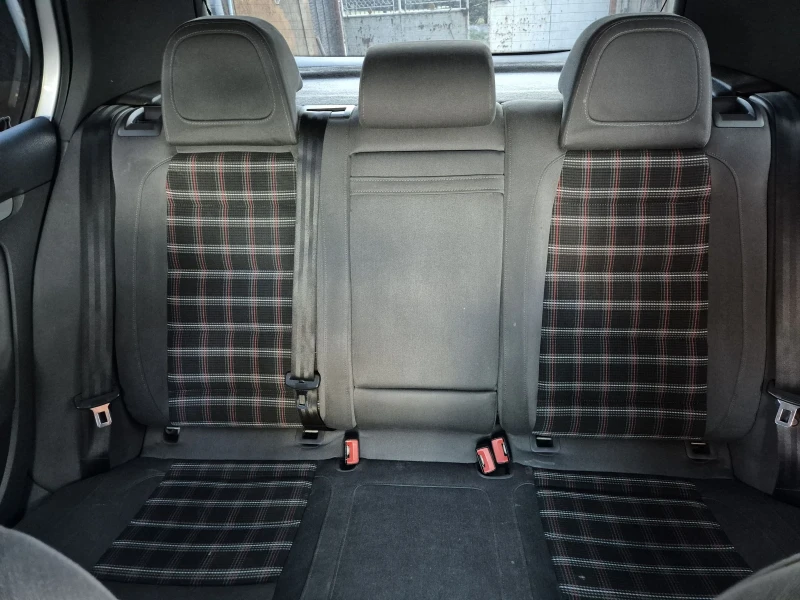 VW Golf 5 2.0 GTI , снимка 9 - Автомобили и джипове - 52498334